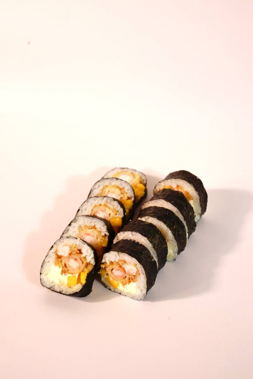 Futomaki Shrimp Tempura (Футомак креветка в темпуре)