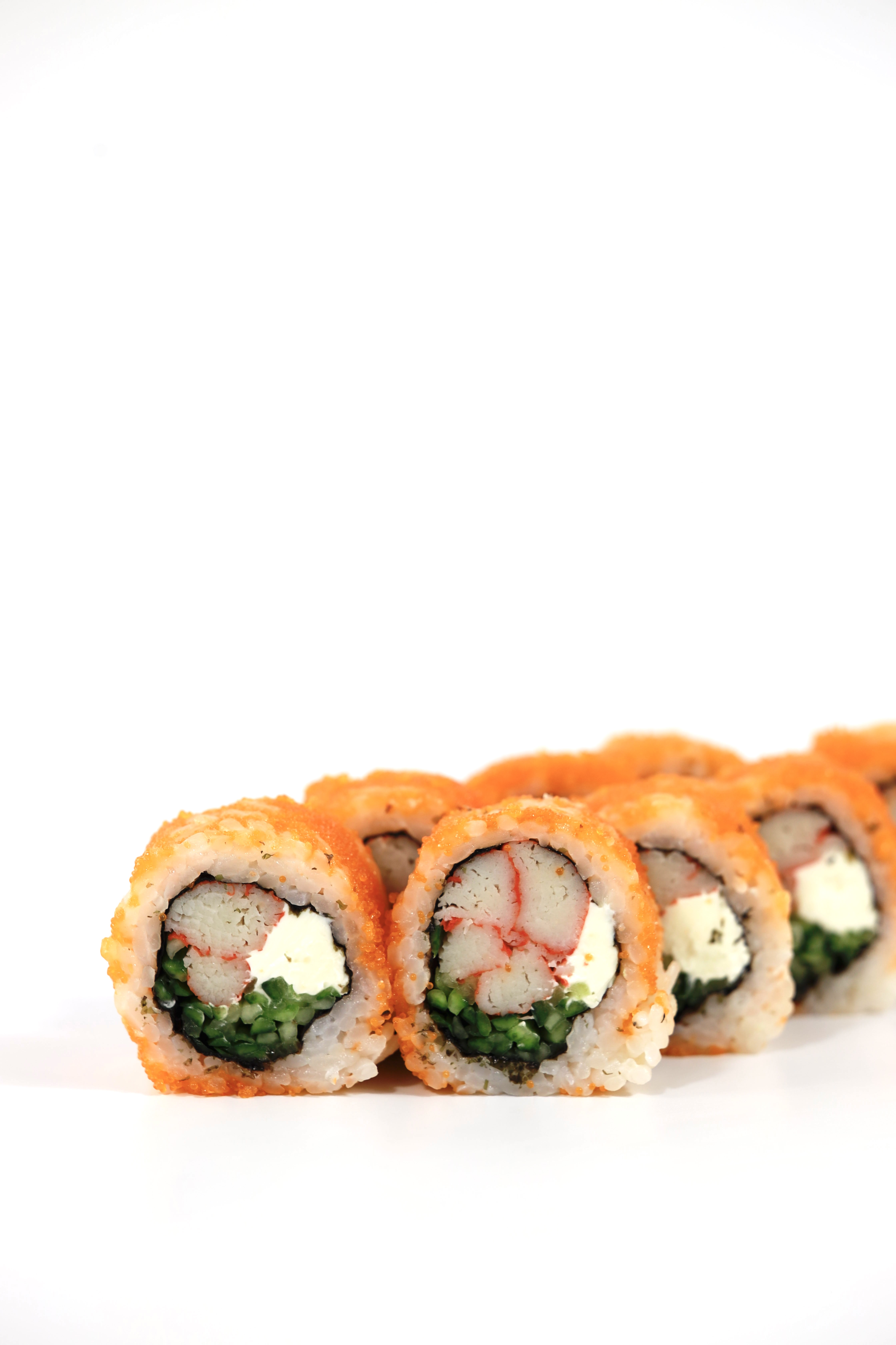 California with crab in masago (Калифорния с крабом в икре масаго)